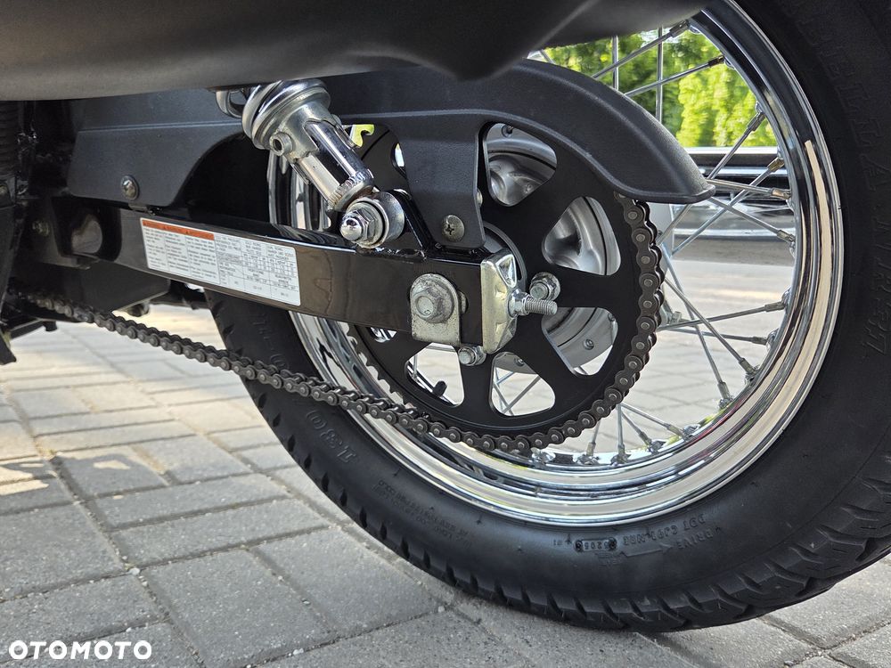 Suzuki Intruder - 35