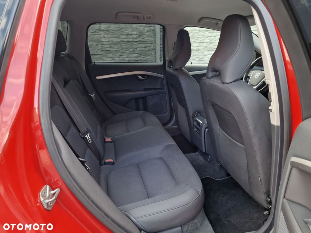 Volvo V70 D4 Geartronic Momentum - 17