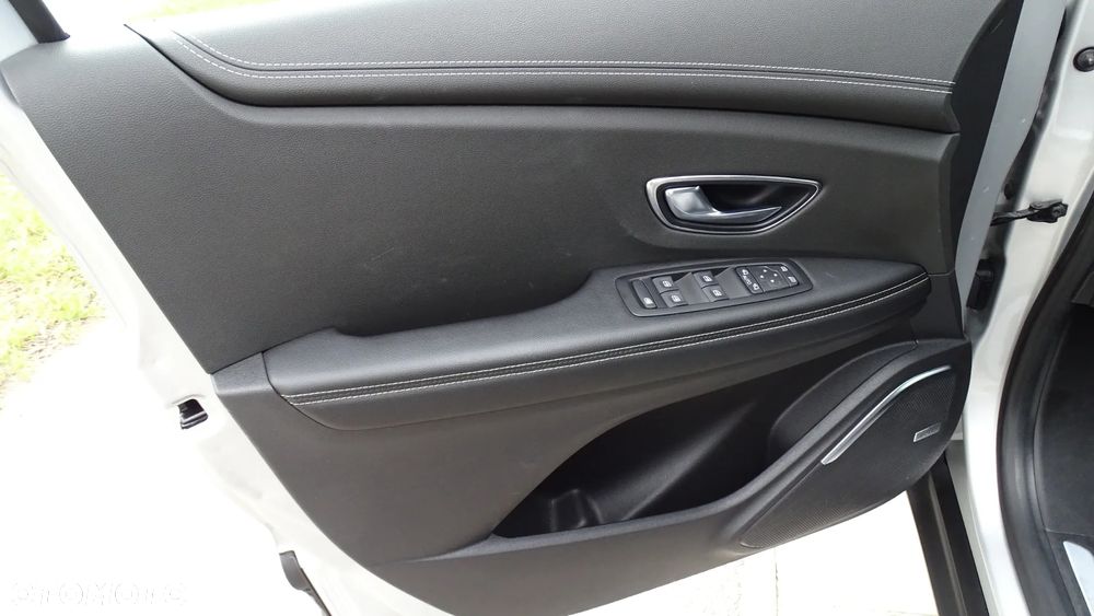 Renault Scenic ENERGY TCe 130 BOSE EDITION - 20