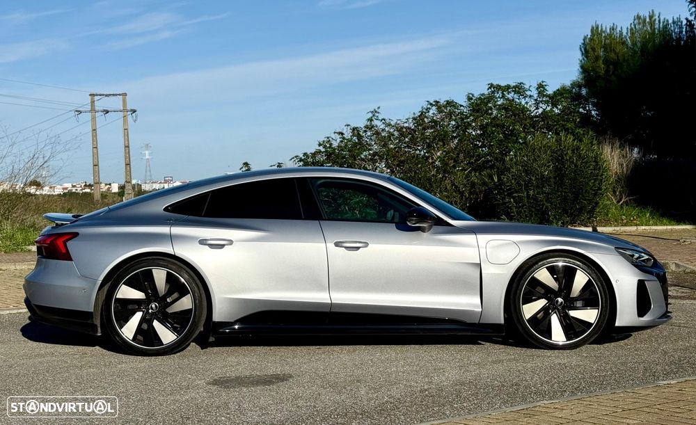 Audi e-tron GT quattro - 14