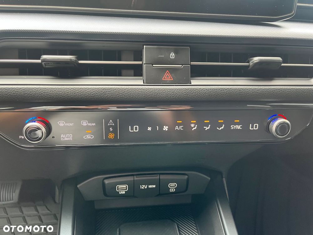 Kia XCeed 1.6 T-GDI Business Line DCT - 29