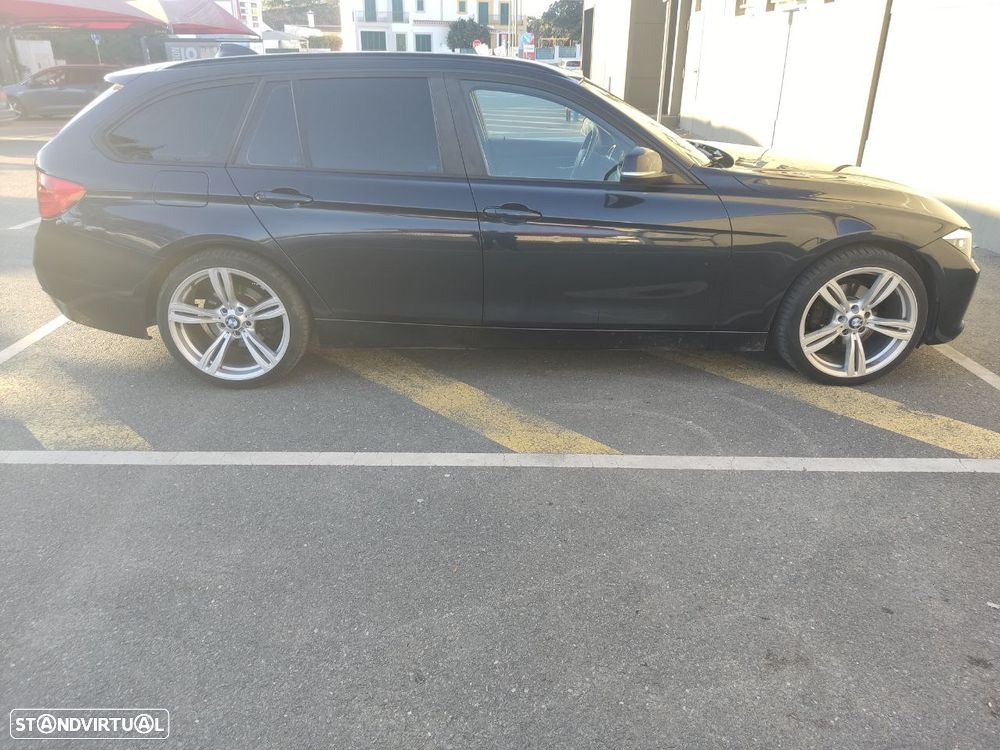 BMW 318 d Sport Line - 4
