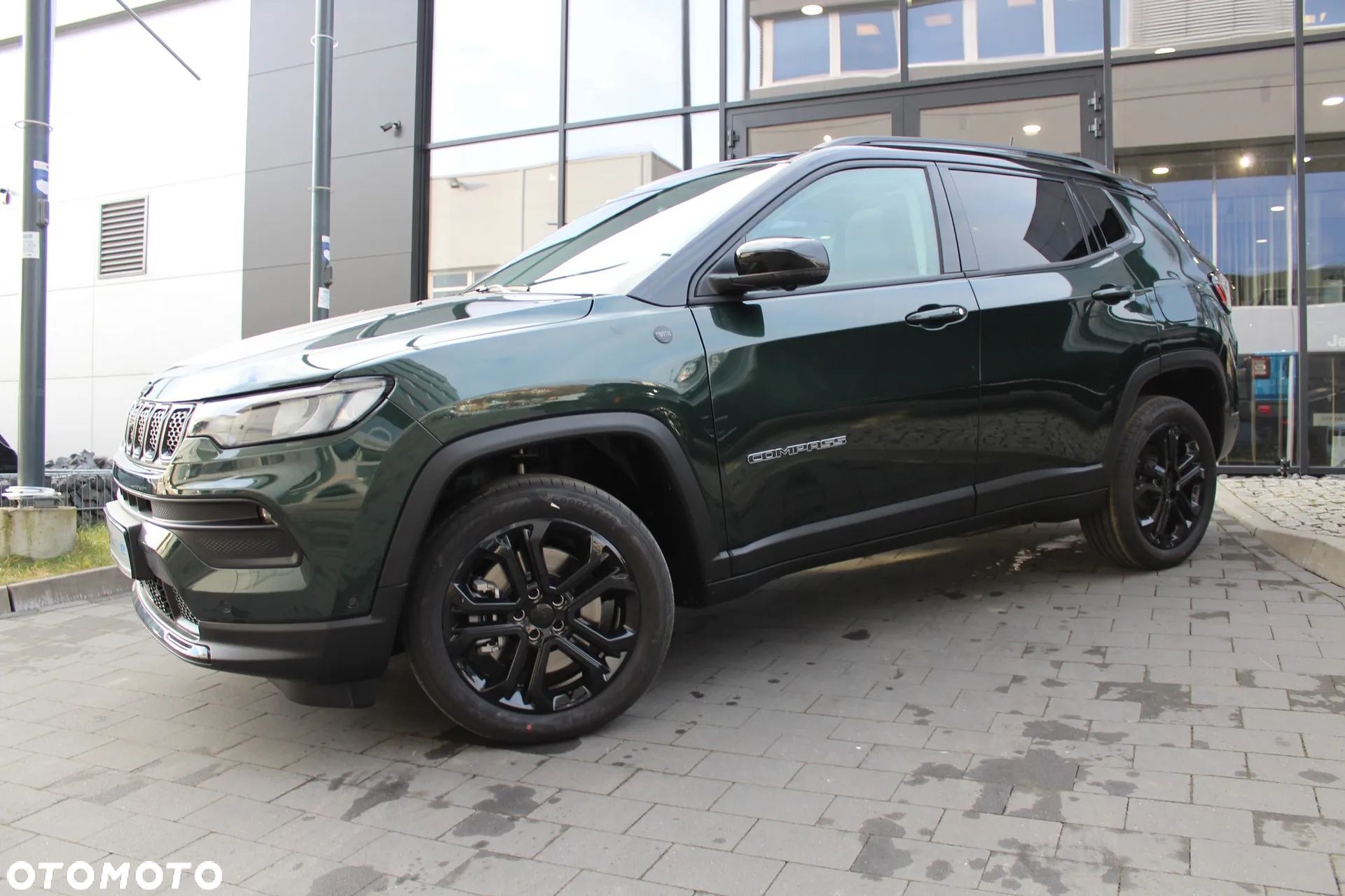 Jeep Compass - 1