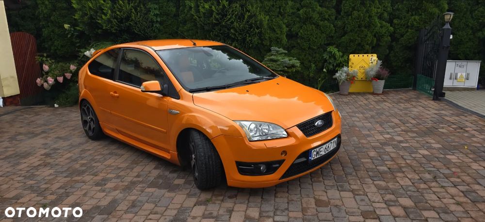Ford Focus - 1