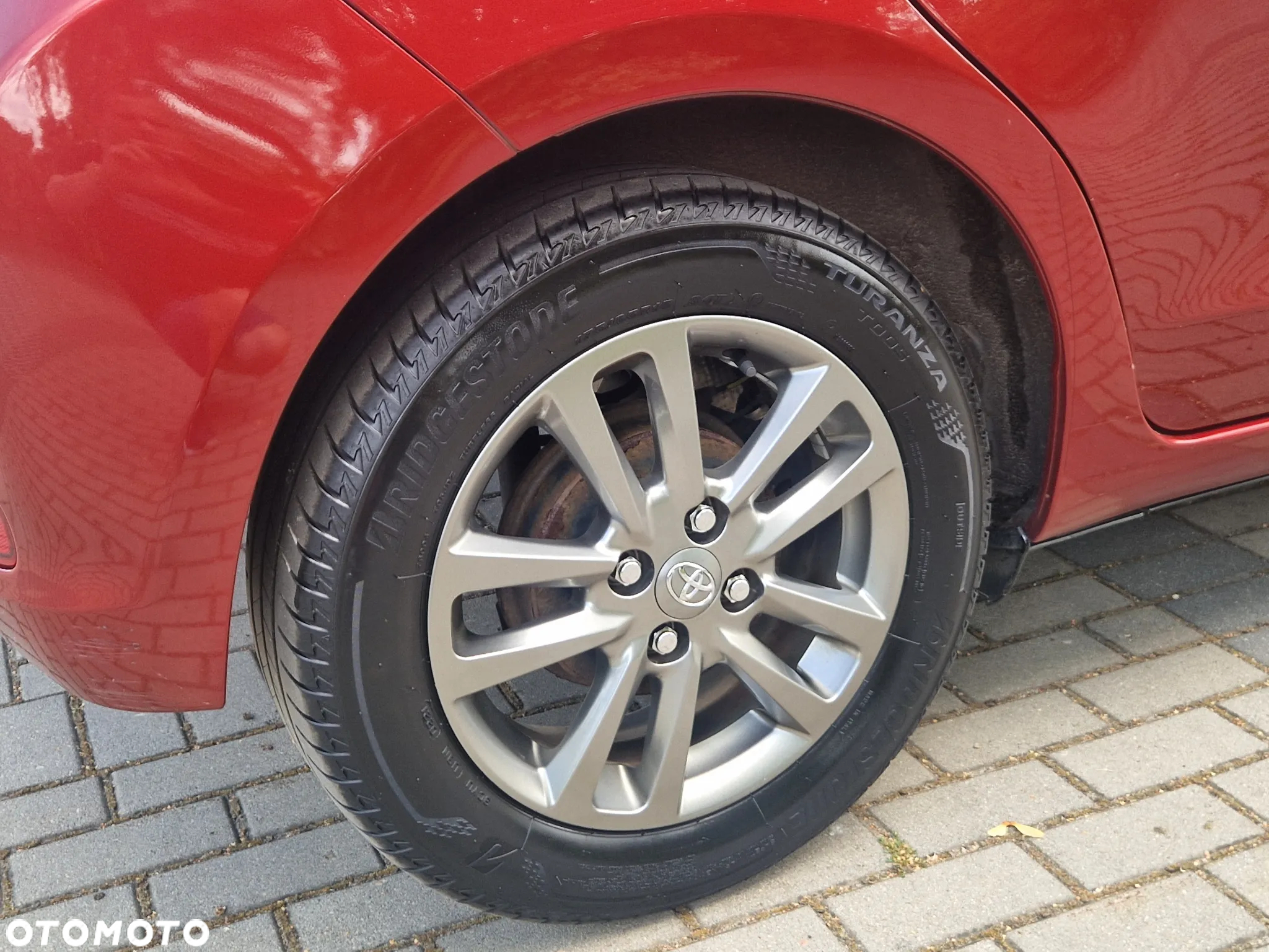 Toyota Yaris 1.33 Premium EU6 - 19