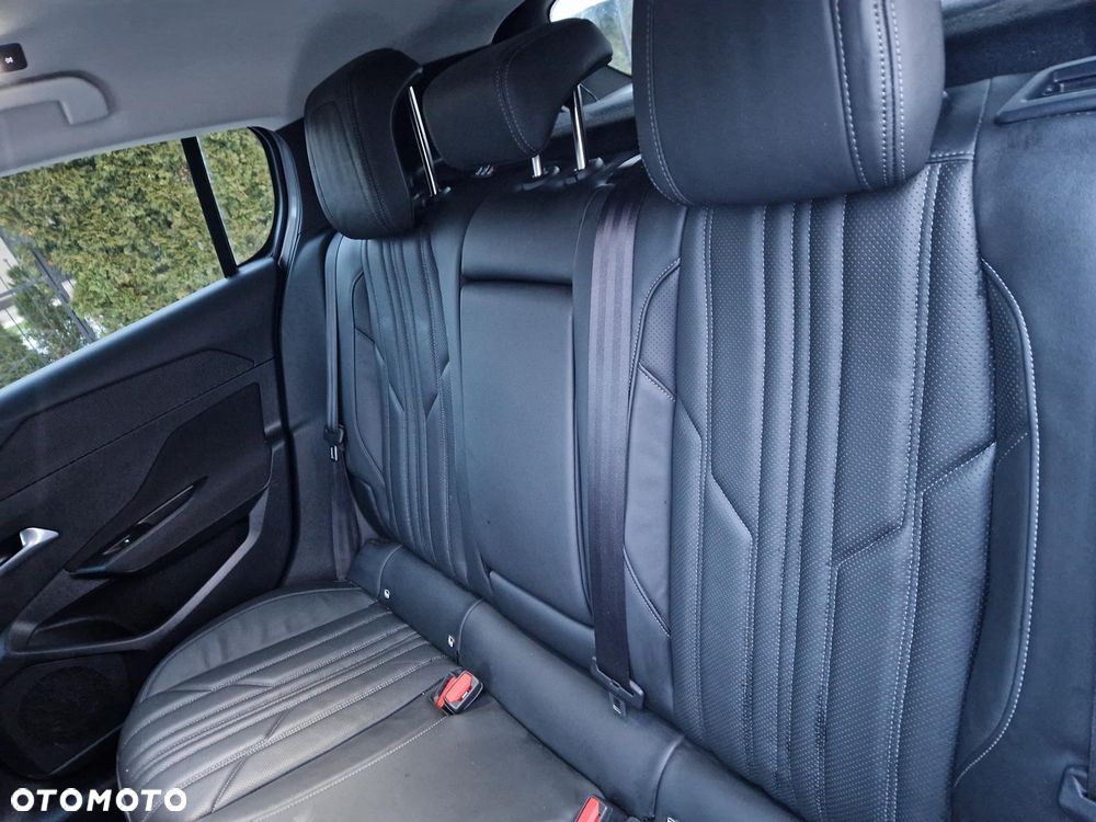 Peugeot 308 1.6 Hybrid PHEV Allure Pack EAT8 - 19