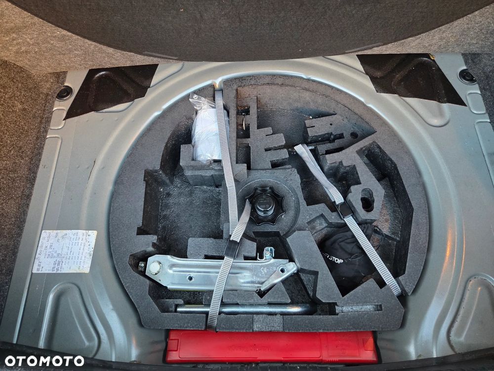 Volkswagen Golf 1.4 Style - 12