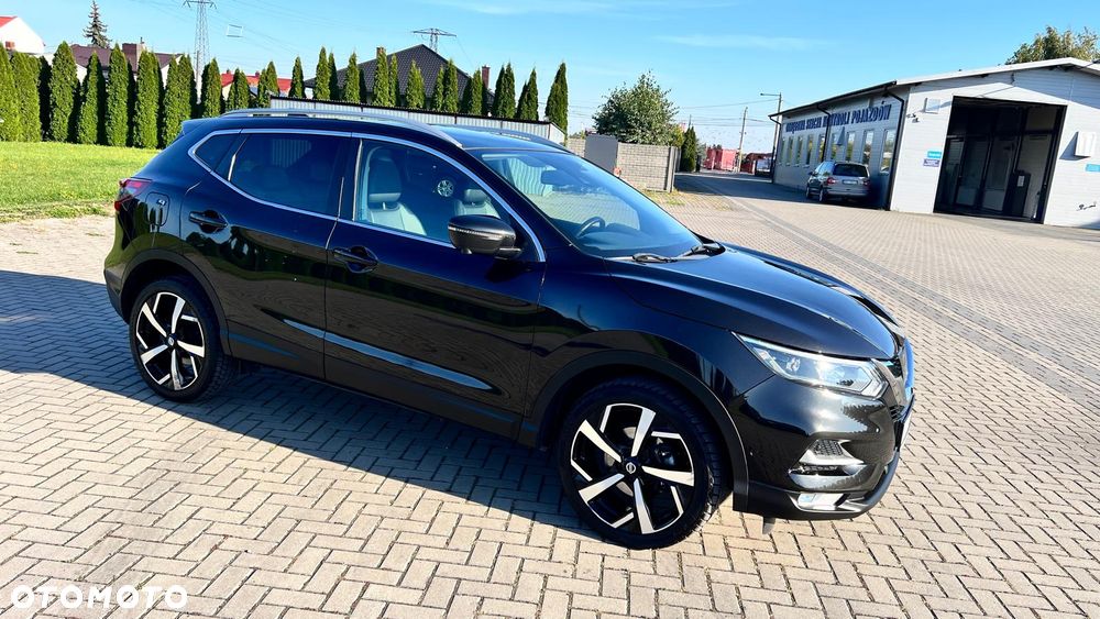 Nissan Qashqai 1.2 DIG-T Xtronic TEKNA - 2
