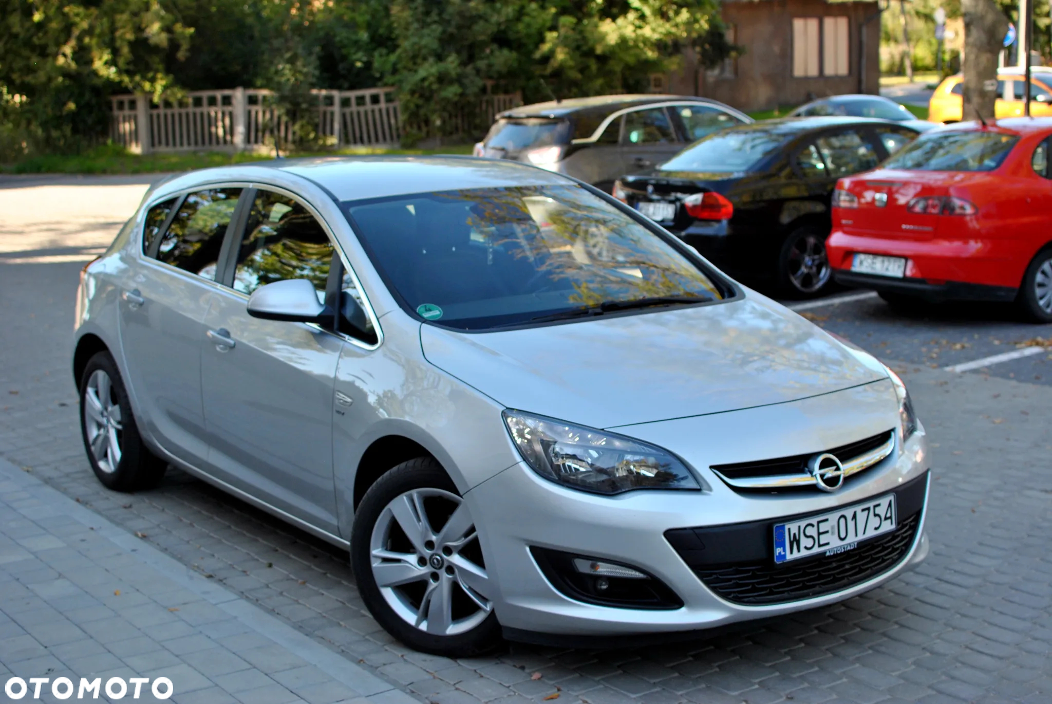 Opel Astra IV 1.4 T Cosmo - 9
