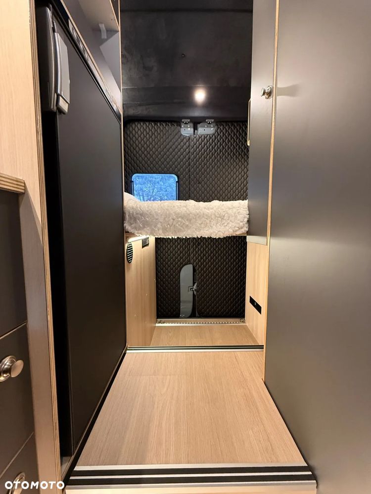 Mercedes-Benz Sprinter 319 CDI 4x4 - 13