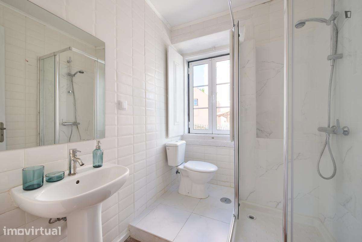 Quarto - localizado em Ajuda Lisbon - Grande imagem: 3/60