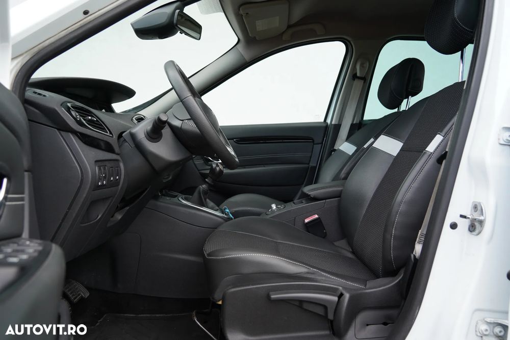 RENAULT Scenic 2012 — imagine 13