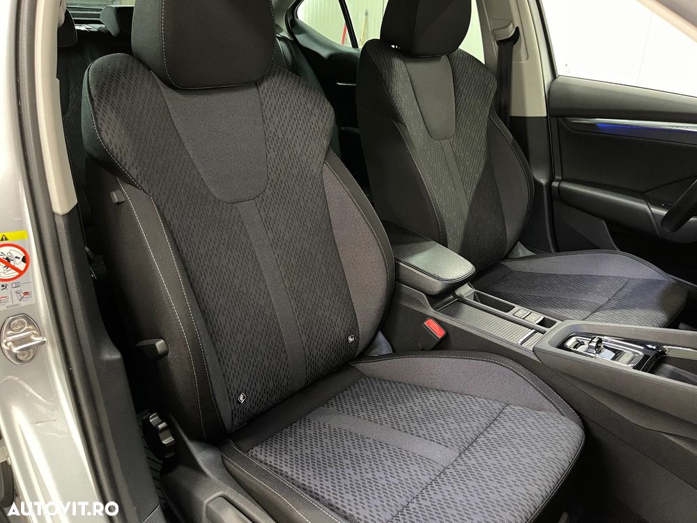 Skoda Octavia 2.0 TDI DSG Style - 11