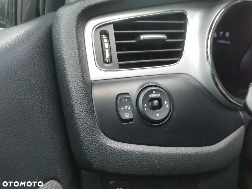Kia Ceed 1.6 GDI Dream-Team Edition - 16