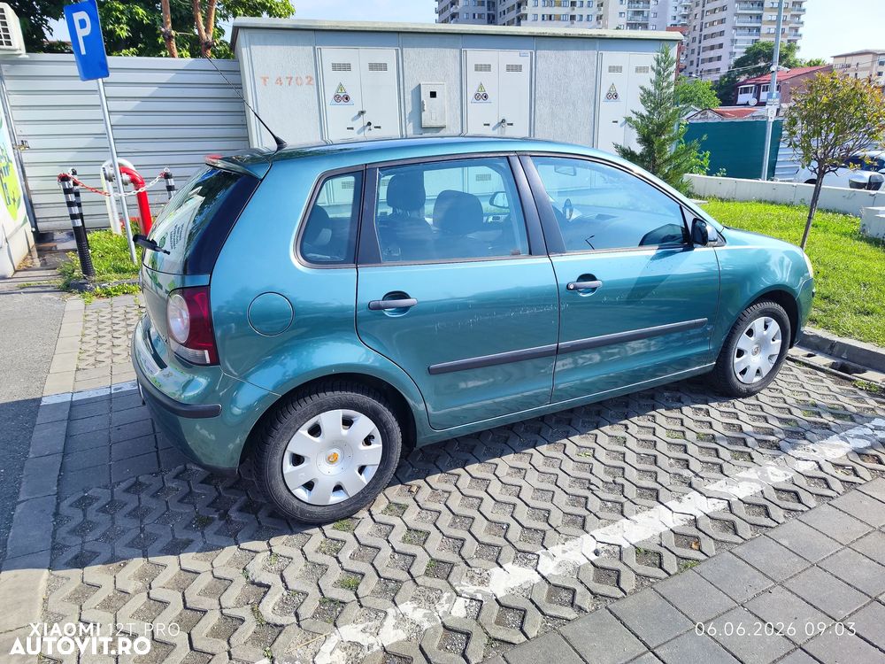 Volkswagen Polo - 2