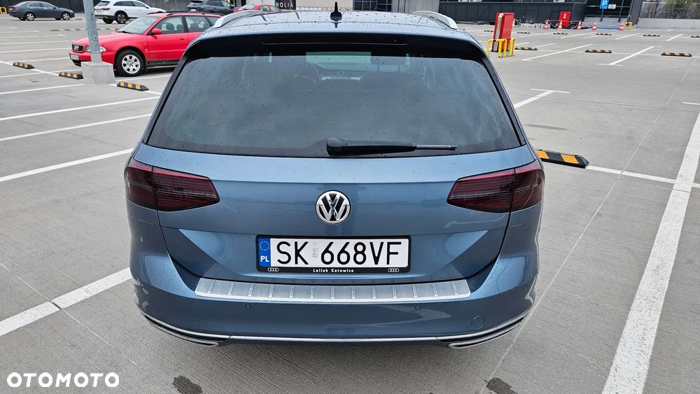 Volkswagen Passat - 9