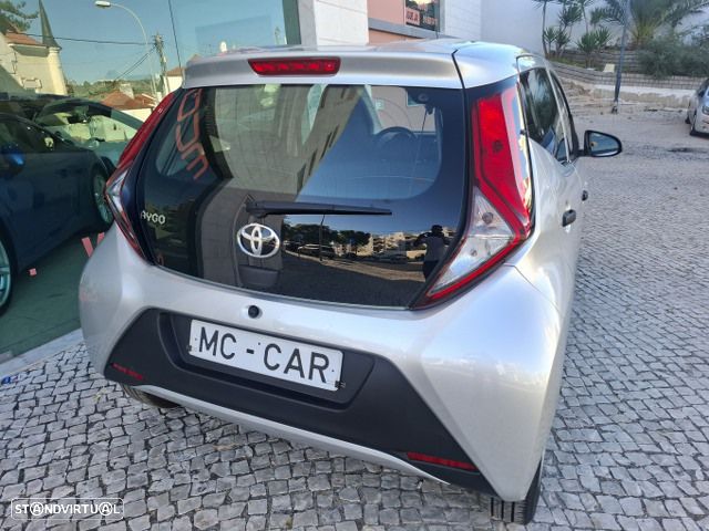 Toyota Aygo 1.0 X-Play - 44