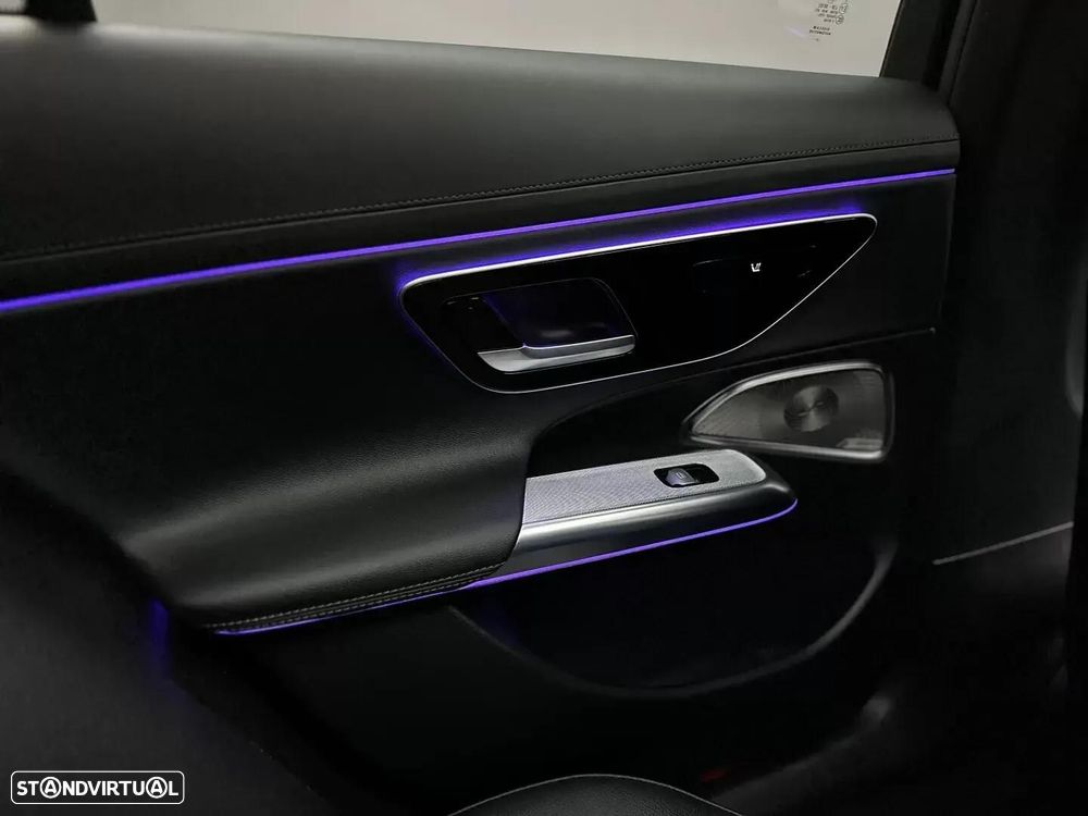 Mercedes-Benz E 300 - 24
