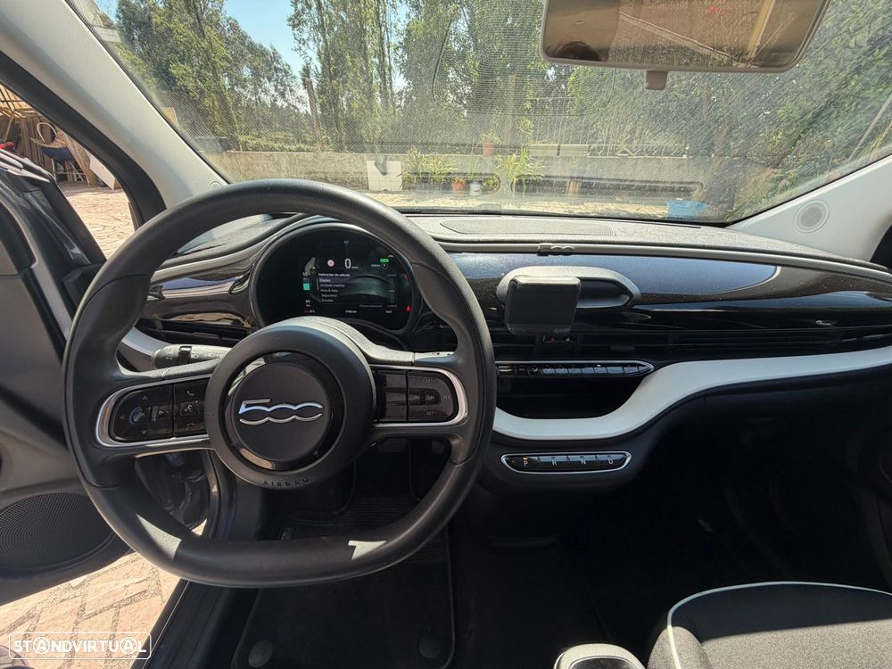 Fiat 500e — fotografia 33