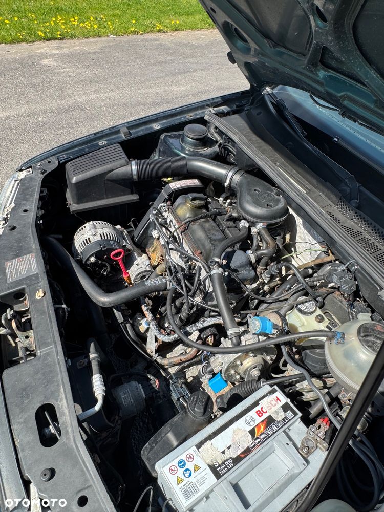 Volkswagen Golf - 23