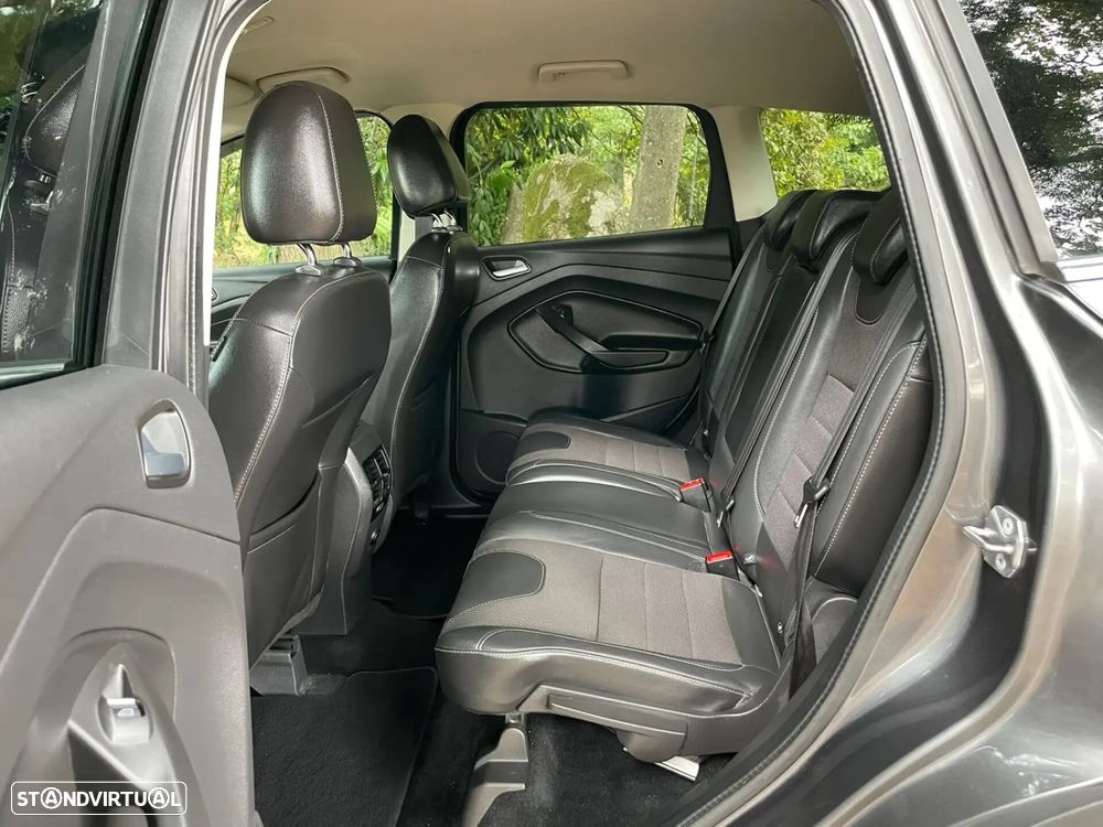Ford Kuga - 19
