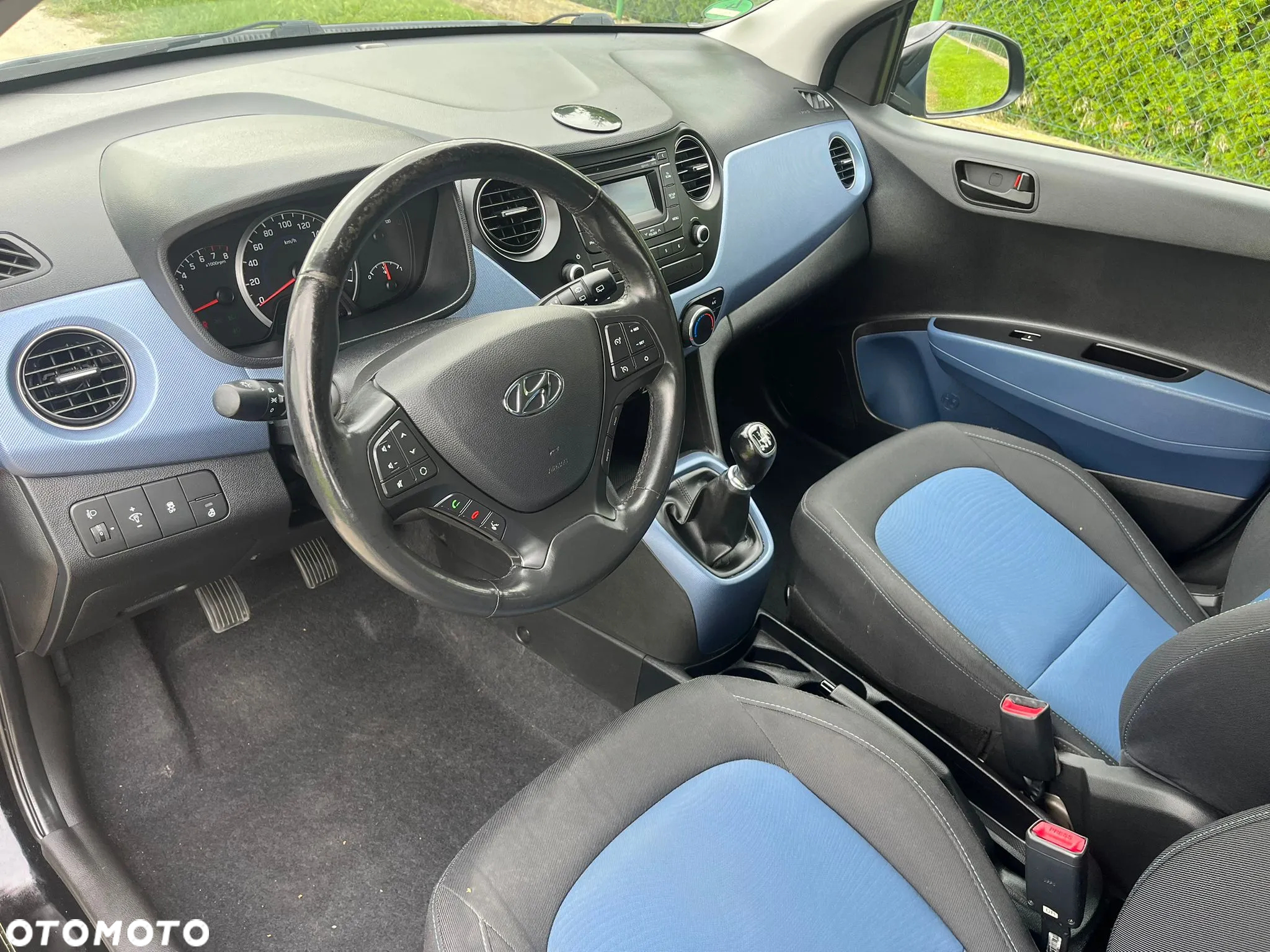 Hyundai i10 - 12