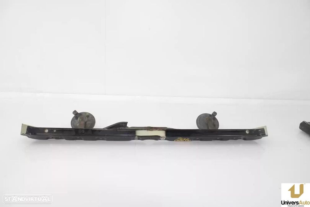 TRAVESSA INFERIOR KIA SORENTO I 2006 - - 1