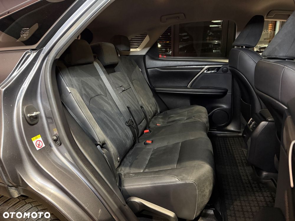 Lexus RX - 35