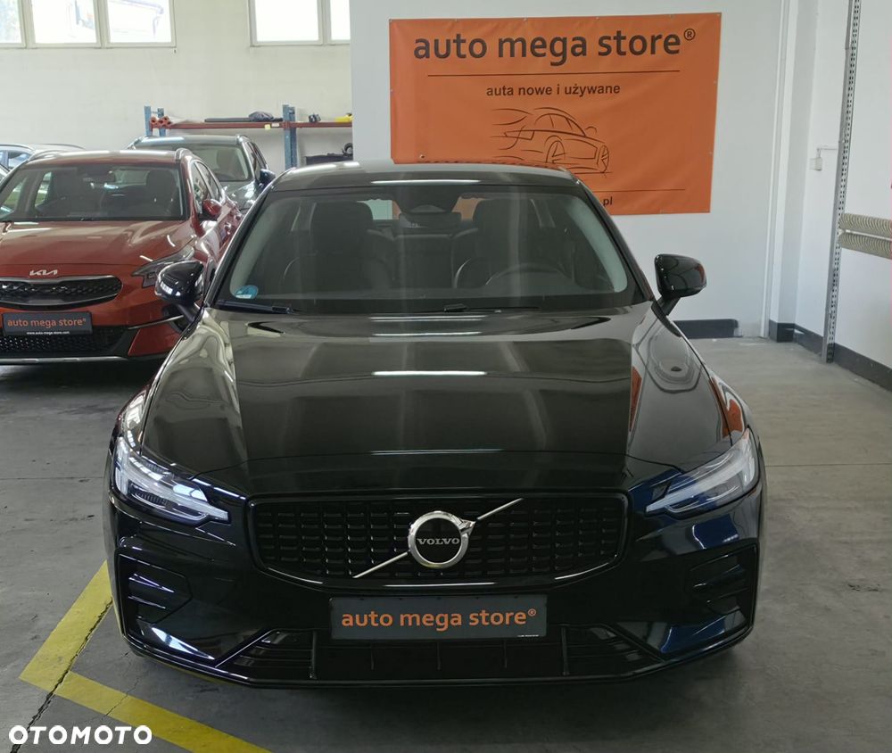 Volvo S60 B4 B DKG Plus Dark - 3