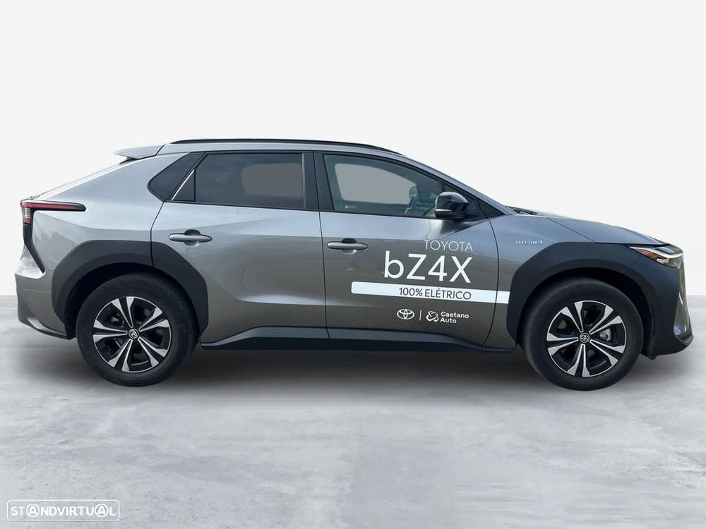 Toyota bZ4X - 13