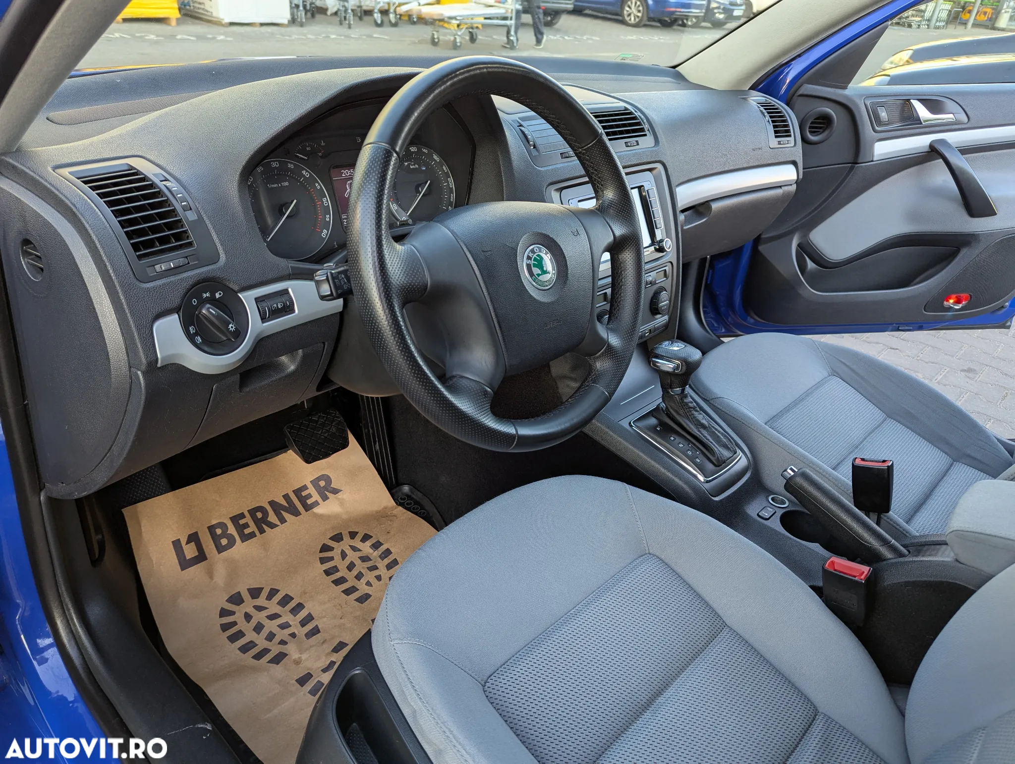 Skoda Octavia Combi 1.9 TDI DPF DSG Ambiente - 7