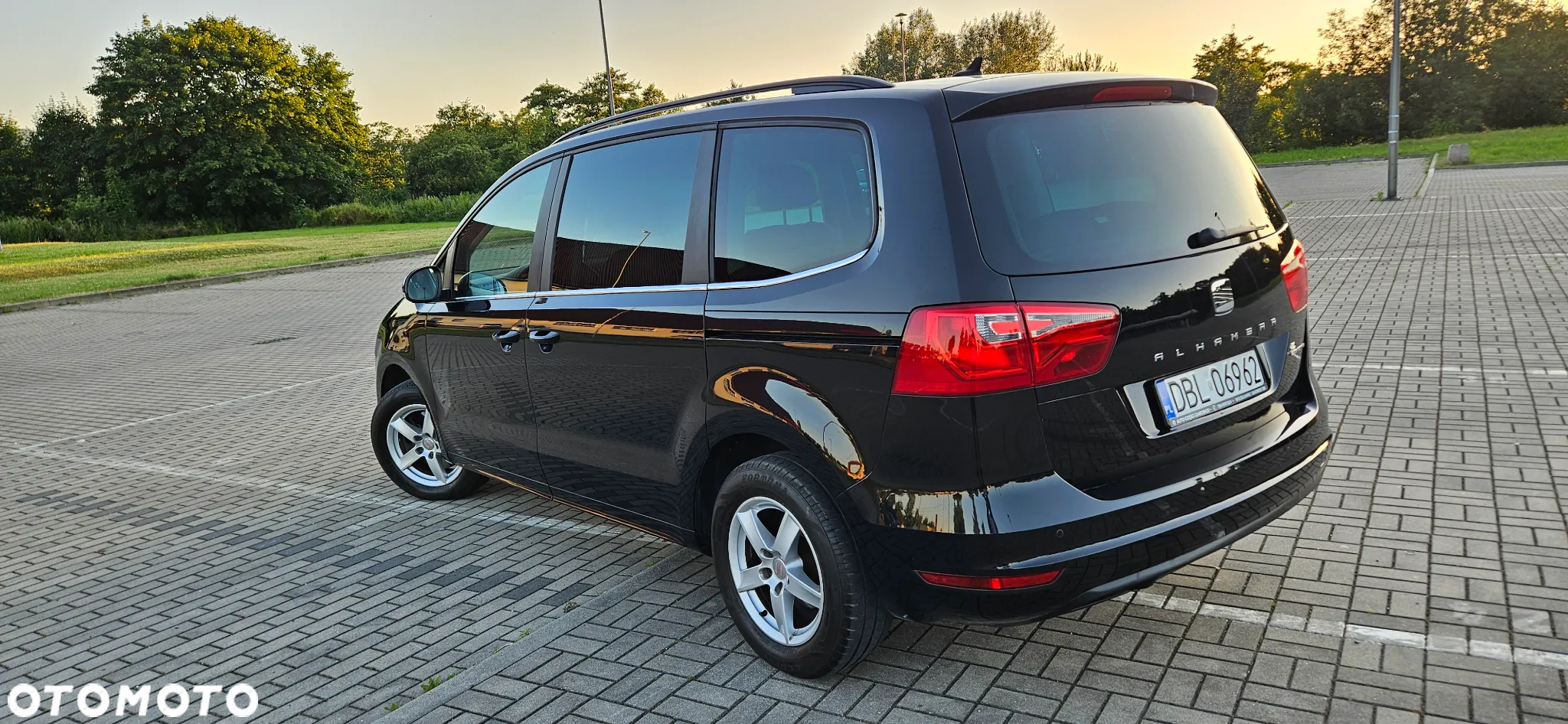 Seat Alhambra 2.0 TDI Ecomotive Reference - 2