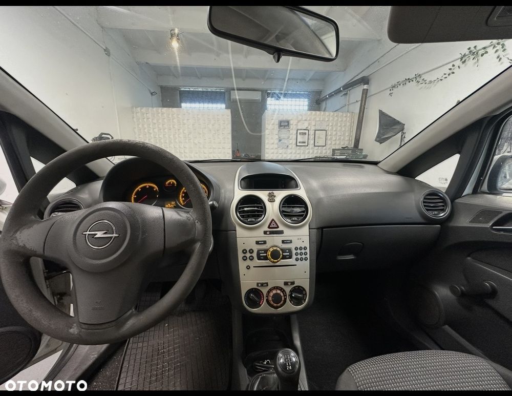 Opel Corsa - 20