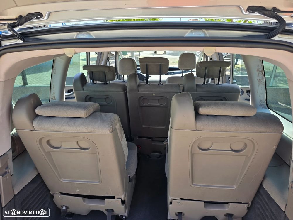 Renault Espace 2.2 dCi Dynamique 5L - 10