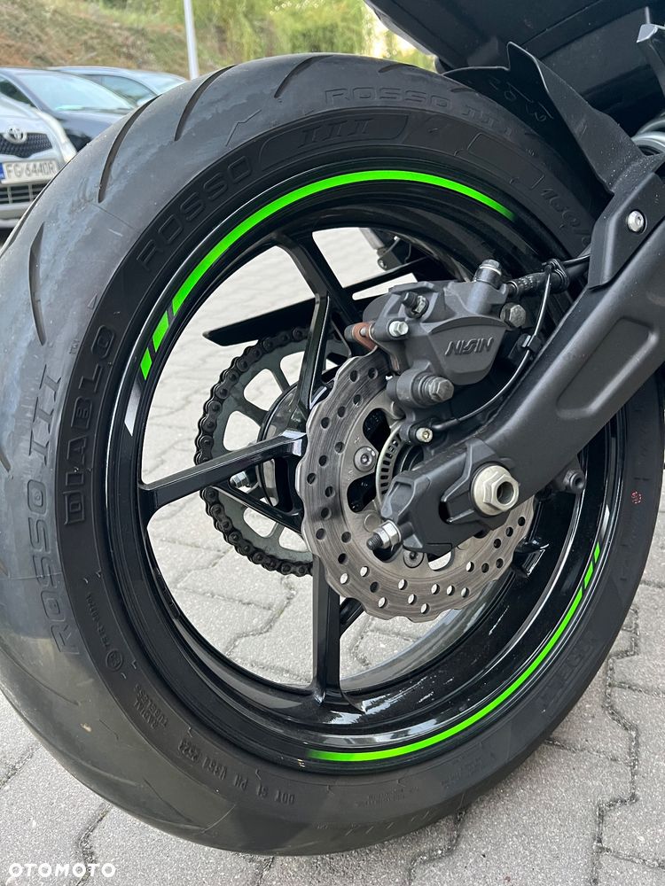 Kawasaki Ninja - 5