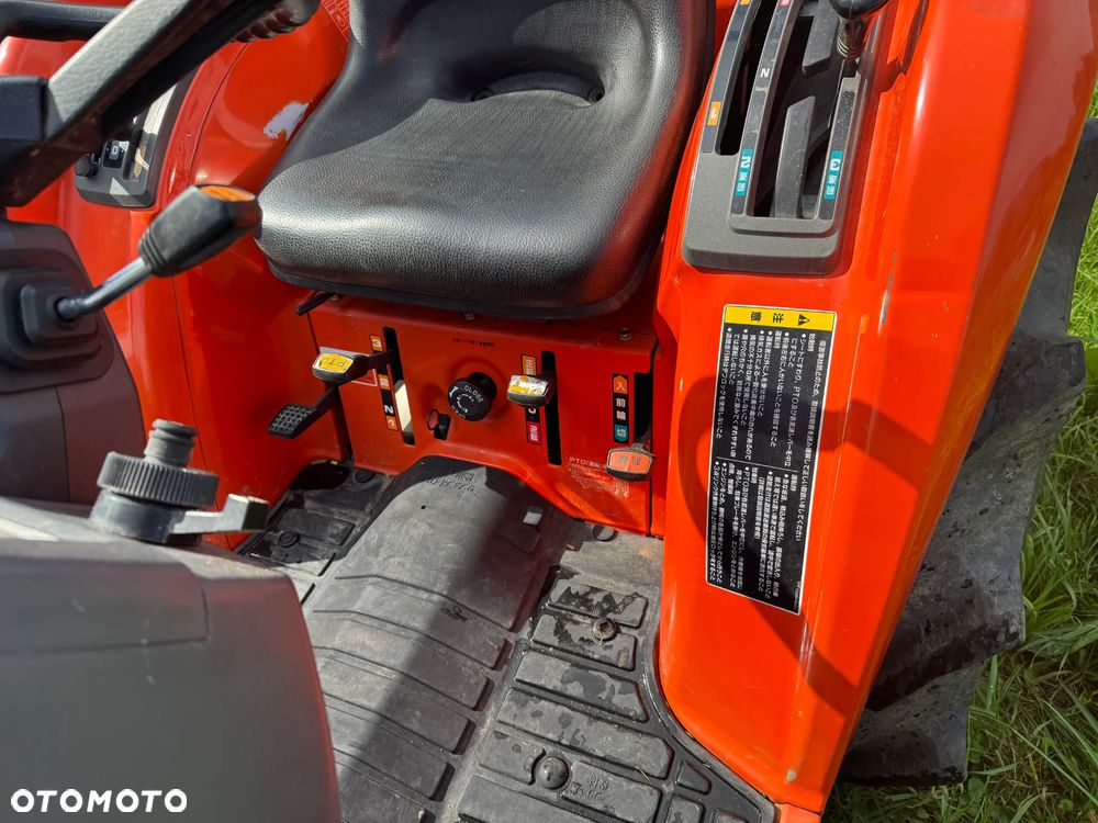 Kubota T22 - 6