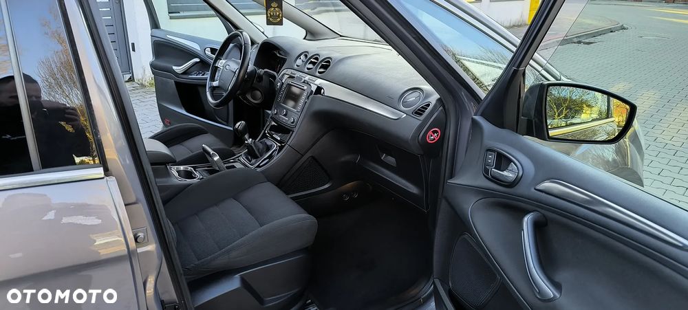 Ford S-Max 2.0 TDCi DPF Titanium - 29