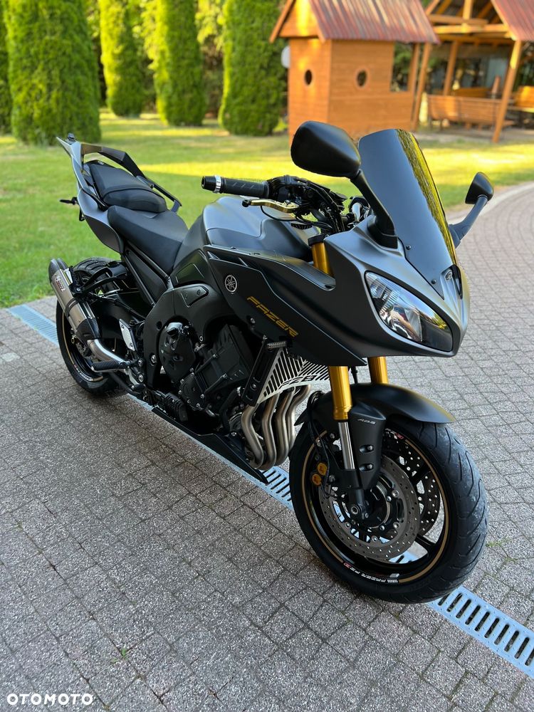 Yamaha FZ8 - 9