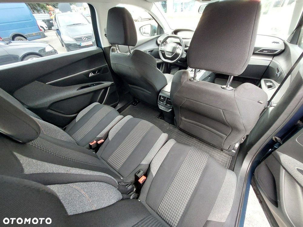 Peugeot 5008 BlueHDI 120 Active - 21