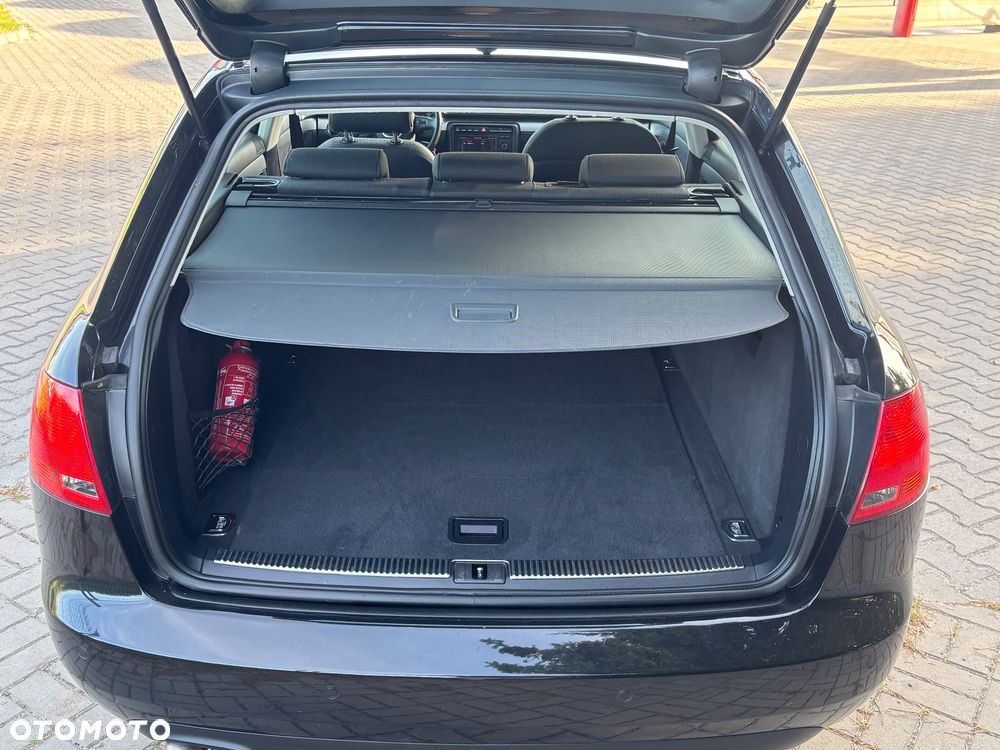 Audi A4 Avant - 10