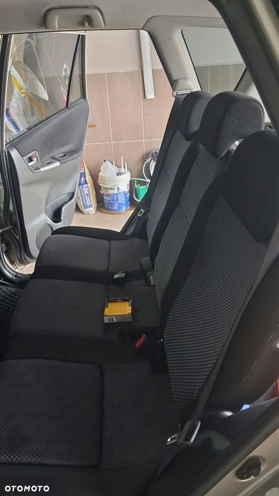 Toyota Corolla Verso - 6