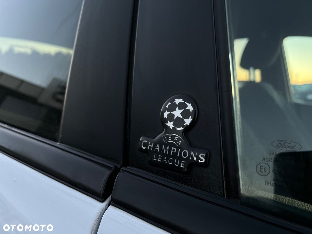 Ford Fiesta 1.0 EcoBoost Start-Stop Champions Edition - 31