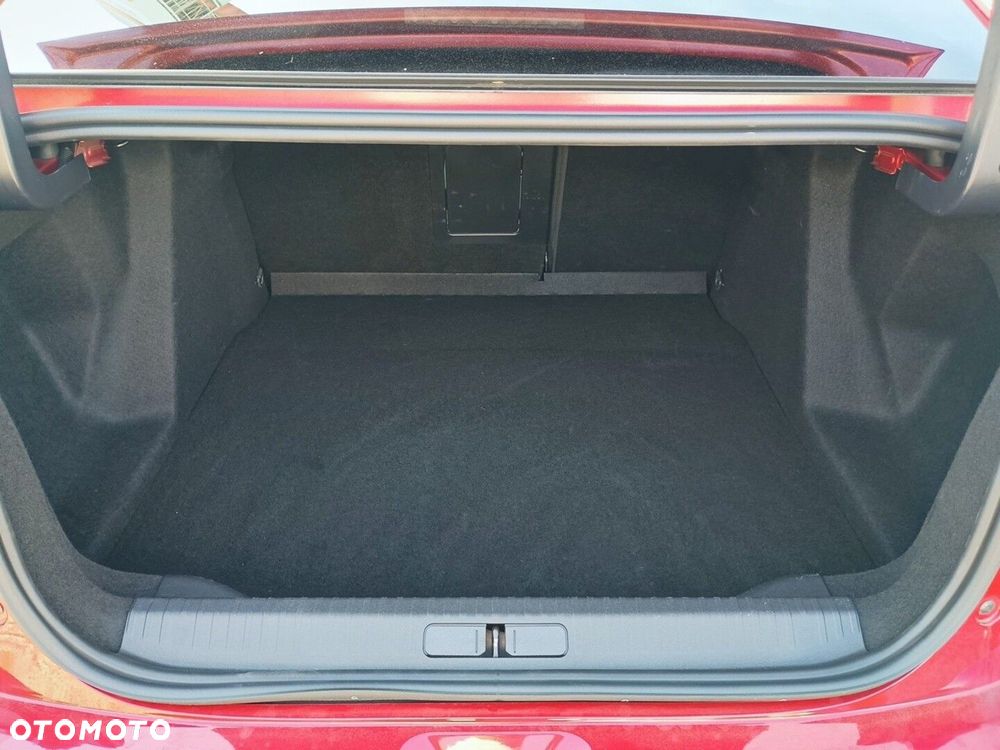 Citroën C4X 1.2 PureTech Max S&S EAT8 - 8