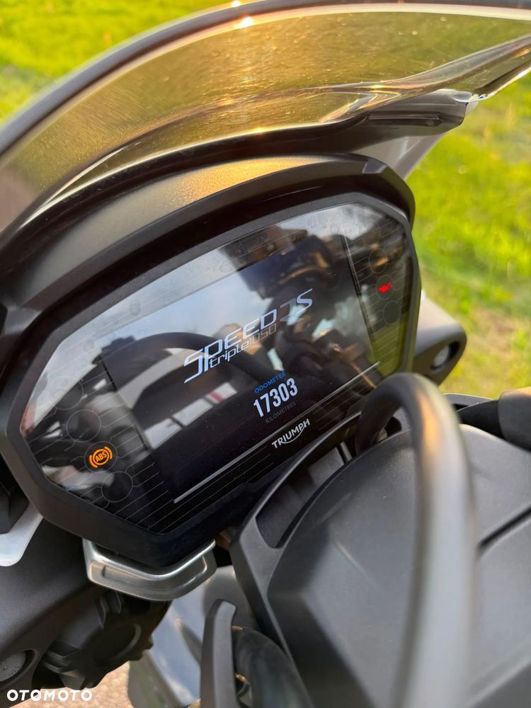 Triumph Speed Triple - 6