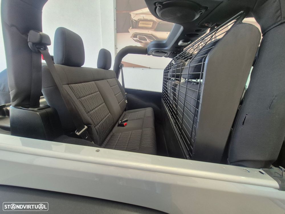 Jeep Wrangler 2.8 CRD MTX Sport 4L - 27
