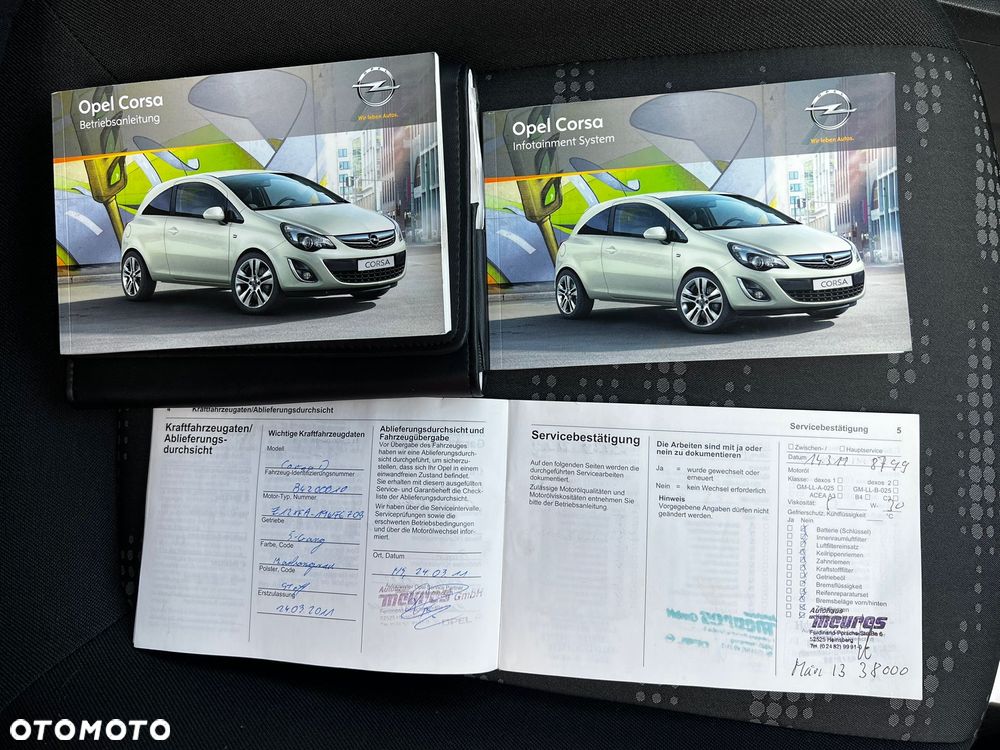 Opel Corsa 1.2 16V Selection 110 Jahre - 9