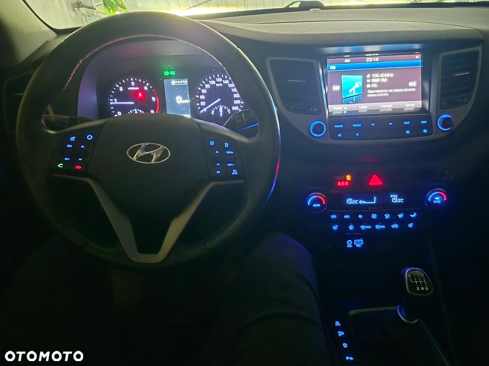 Hyundai Tucson 1.7 CRDI BlueDrive Comfort 2WD - 15