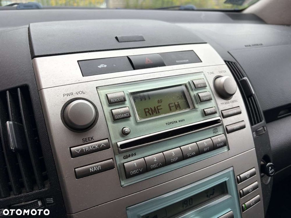 Toyota Corolla Verso 2.2 D-4D Executive - 14