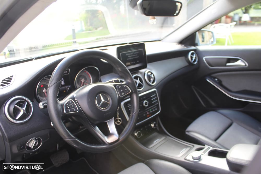 Mercedes-Benz GLA 220 d 7G-DCT Style - 18