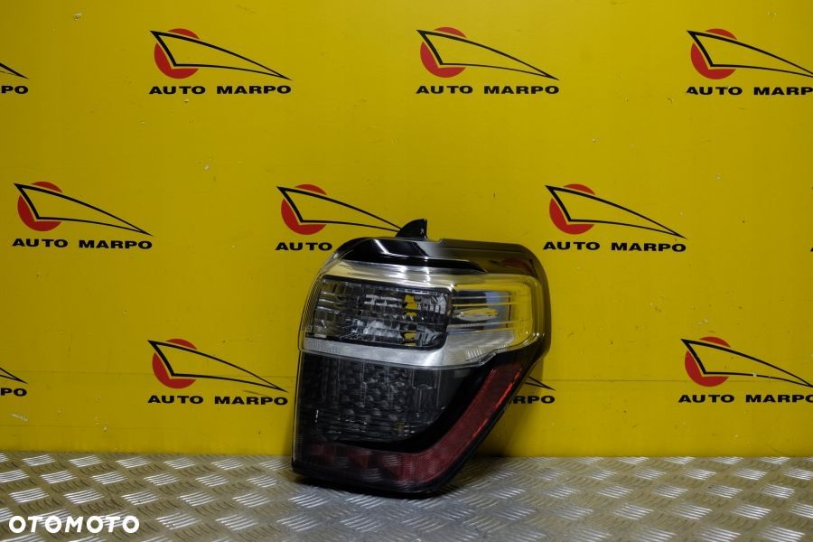 TOYOTA 4RUNNER 2014-2021 LAMPA TYŁ PRAWA LED USA - 2